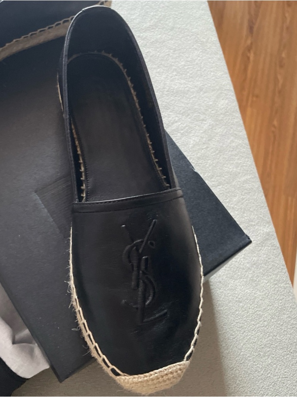YSL Saint Laurent Flats Made In Spain Leather Size 7.5 Bag Is Included - Picture 2 of 11